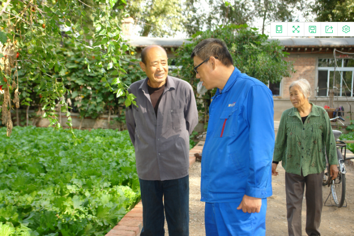 中秋佳節(jié) 工會(huì)主席金永生慰問(wèn)扶貧村貧困戶